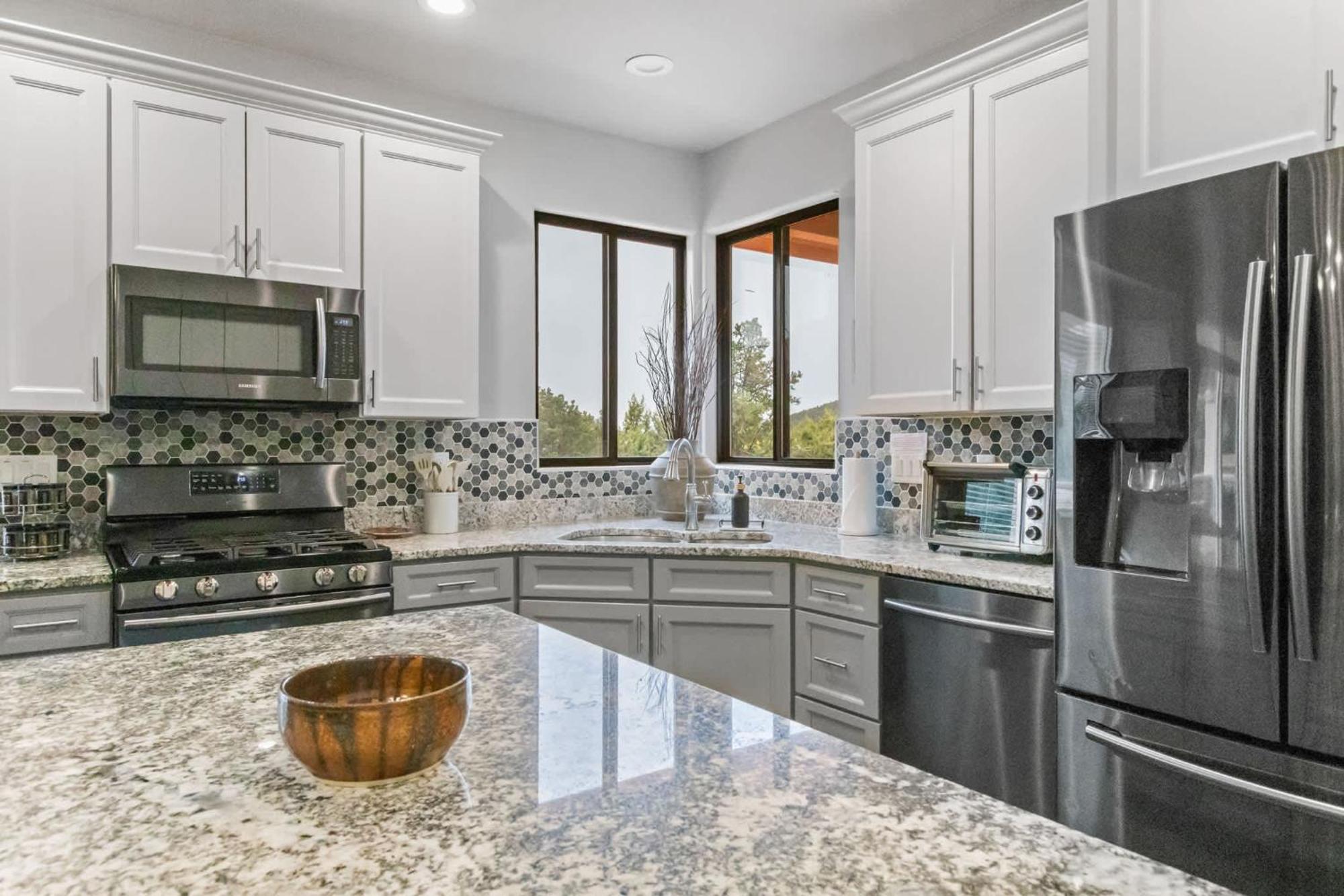 5 Bed 3 Bath Uptown Sedona-Game Room-Sauna-Cold Plunge-Jacuzzi-Gym Εξωτερικό φωτογραφία